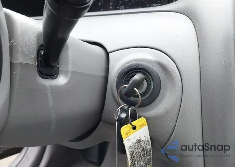 2004 Toyota Avalon Xls z USA, uszkodzony, nr VIN 4T1BF28B74U388024